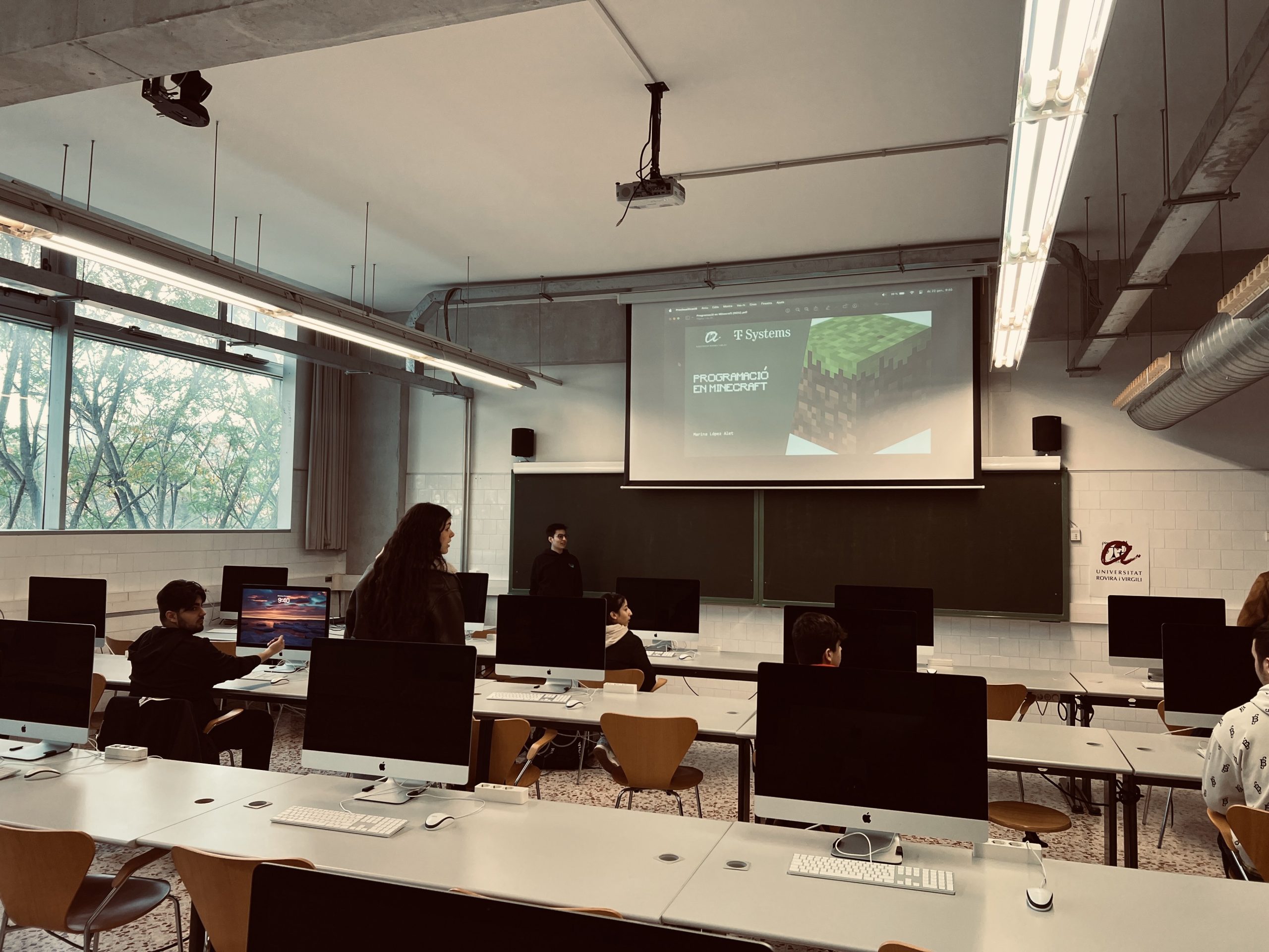 Descobrint el Cloud Computing amb els Estudiants de l’Institut Collblanc de La Canonja