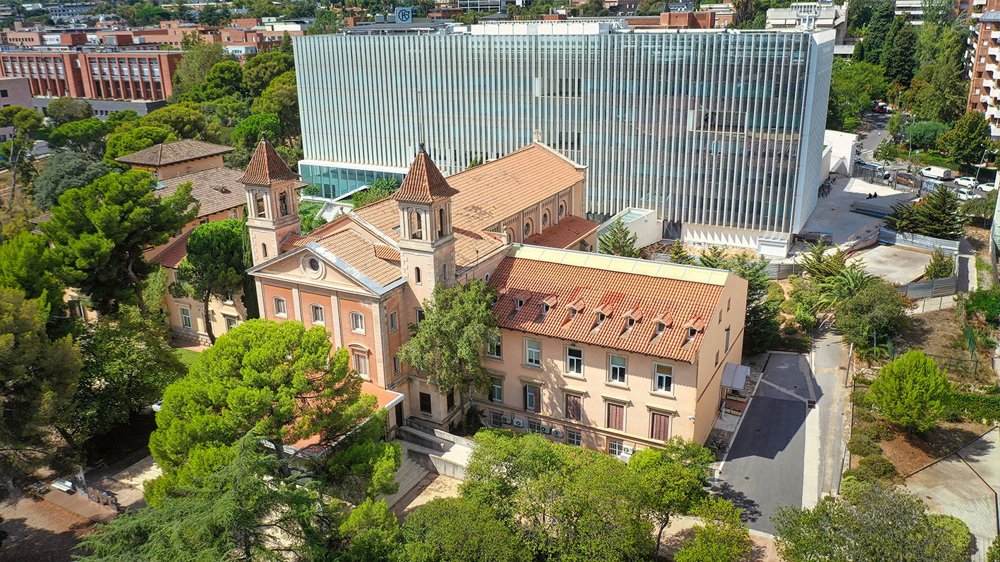 Explorando el Futuro de la Computación en la Nube: Visita de la ETSE al Barcelona Supercomputing Center